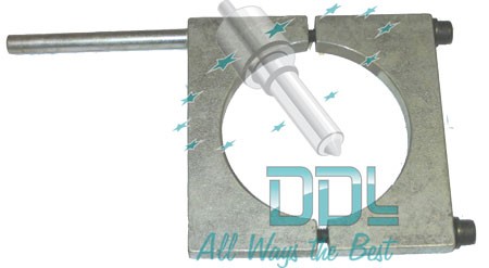 KDEP1545 Securing Bracket for Mercedes 190