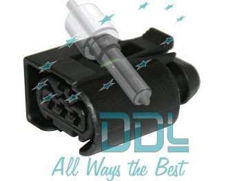 50D250-R Common Rail Electrical Connector - Merc