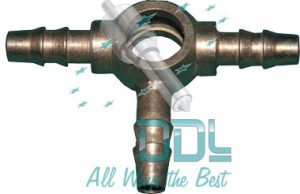 31D48 8mm- 6mm 90 Degree Triple Banjo