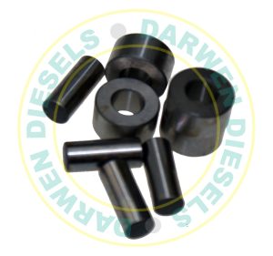 1460232905A Non Genuine 8 Piece Roller Set