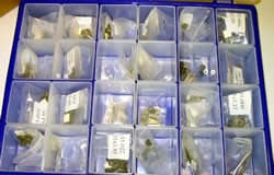 32D200 Japanese Shim Kit 0.8-1.95mm